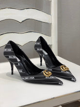 Load image into Gallery viewer, Gucci The Hacker Project Knife Pump