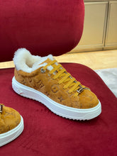 Load image into Gallery viewer, Louis Vuitton Time Out Sneakers