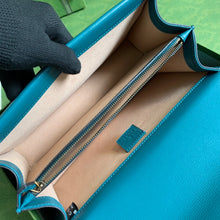 Load image into Gallery viewer, Gucci Dionysus Small Shoulder Bag