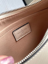 Load image into Gallery viewer, Louis Vuitton Marelle Bag