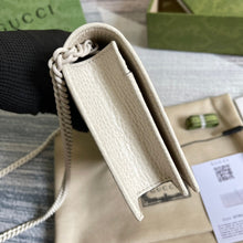 Load image into Gallery viewer, Gucci GG Marmont Chain Wallet
