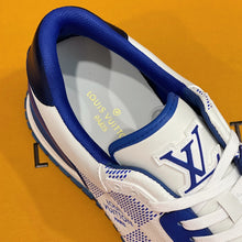 Load image into Gallery viewer, Louis Vuitton Run Away Sneakers