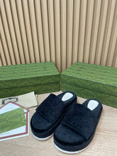 Load image into Gallery viewer, Gucci GG Platform Sandal