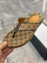 Load image into Gallery viewer, Gucci Men Slides