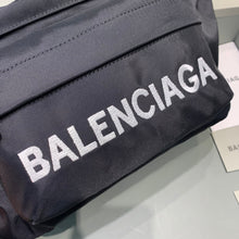 Load image into Gallery viewer, Balenciaga Wheel Beltpack