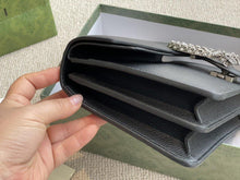 Load image into Gallery viewer, Gucci Dionysus Small Shoulder Bag - LUXURY KLOZETT