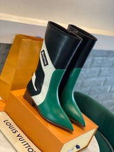 Load image into Gallery viewer, Louis Vuitton Flags High Boot