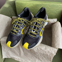 Load image into Gallery viewer, Gucci Women Run Sneakers