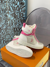 Load image into Gallery viewer, Louis Vuitton  Boombox Sneaker