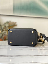 Load image into Gallery viewer, Louis Vuitton Cruiser PM Bag