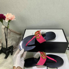 Load image into Gallery viewer, Gucci Leather thong sandals - LUXURY KLOZETT