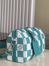 Load image into Gallery viewer, Louis Vuitton City Keepall Bag