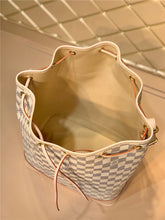 Load image into Gallery viewer, Louis Vuitton Noe Bag