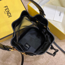 Load image into Gallery viewer, Fendi Mon Tresor Mini Bag