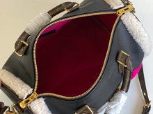Load image into Gallery viewer, Louis Vuitton Speedy Bandouliere 30 Bag