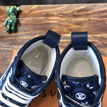 Load image into Gallery viewer, Louis Vuitton Squad Sneakers