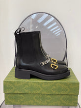 Load image into Gallery viewer, Gucci Chelsea Boot With Chain