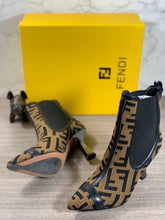 Load image into Gallery viewer, Fendi Colibri Boot