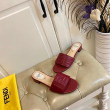 Load image into Gallery viewer, Fendi Signature Slides