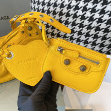 Load image into Gallery viewer, Balenciaga Le Cagole XS Bag