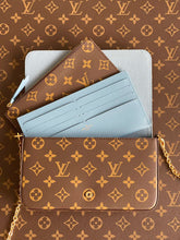 Load image into Gallery viewer, Louis Vuitton Felicie Pochette Bag
