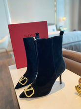 Load image into Gallery viewer, Valentino Boots