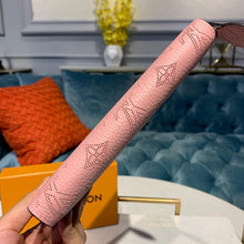 Load image into Gallery viewer, Louis Vuitton Zippy Wallet