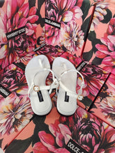 Load image into Gallery viewer, Dolce & Gabbana Patent Leather DG Thong Sandal