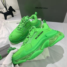 Load image into Gallery viewer, Balenciaga Triple S Sneaker - LUXURY KLOZETT
