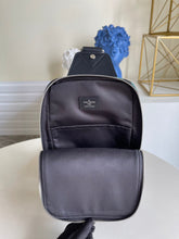 Load image into Gallery viewer, Louis Vuitton Avenue Sling Bag
