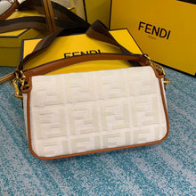 Load image into Gallery viewer, Fendi Baguette Bag