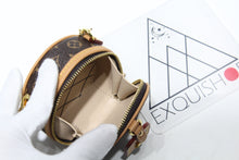 Load image into Gallery viewer, Louis Vuitton Mini Boite Chapeau Necklace Bag