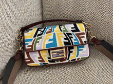 Load image into Gallery viewer, Fendi Baguette Bag