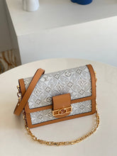 Load image into Gallery viewer, Louis Vuitton Dauphine MM Bag