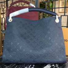 Load image into Gallery viewer, Louis Vuitton Artsy MM Bag