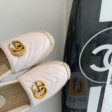 Load image into Gallery viewer, Gucci Espadrilles With Double G