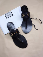 Load image into Gallery viewer, Gucci Leather sandal - LUXURY KLOZETT