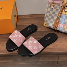 Load image into Gallery viewer, Louis Vuitton Lock it flat Mule