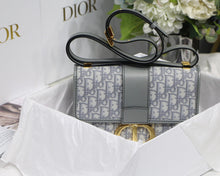 Load image into Gallery viewer, Christian Dior 30 Montaigne Bag