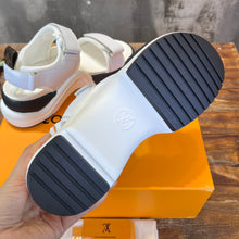 Load image into Gallery viewer, Louis Vuitton Archlight Flat Sandals