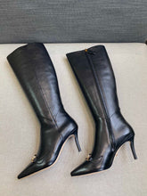 Load image into Gallery viewer, Gucci Pointed Cat heel Boots