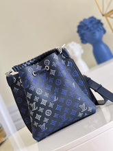 Load image into Gallery viewer, Louis Vuitton Muria Bag