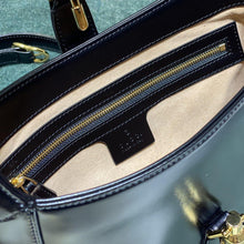 Load image into Gallery viewer, Gucci Jackie 1961 Small Shoulder Bag - LUXURY KLOZETT