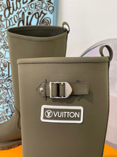 Load image into Gallery viewer, Louis Vuitton Territory high Boots