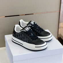 Load image into Gallery viewer, Christian Dior D Freeway Sneakers