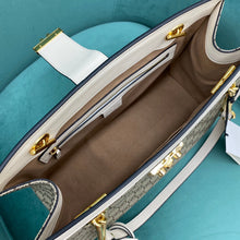 Load image into Gallery viewer, Gucci Padlock GG Medium Shoulder Bag - LUXURY KLOZET