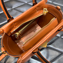 Load image into Gallery viewer, Valentino One Stud Small Bag