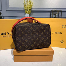 Load image into Gallery viewer, Louis Vuitton NeoNoe MM Bag - LUXURY KLOZETT