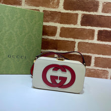Load image into Gallery viewer, Gucci Interlocking G Mini Bag