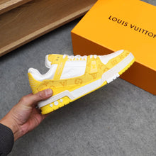 Load image into Gallery viewer, Louis Vuitton Trainer Sneakers